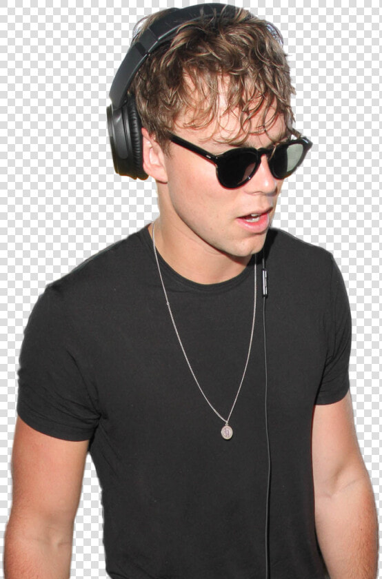 Ashton Irwin Png   Headphones  Transparent PngTransparent PNG