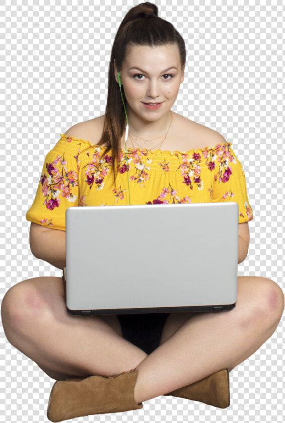 Woman Using Laptop   Woman Using Laptop Seating  HD Png DownloadTransparent PNG