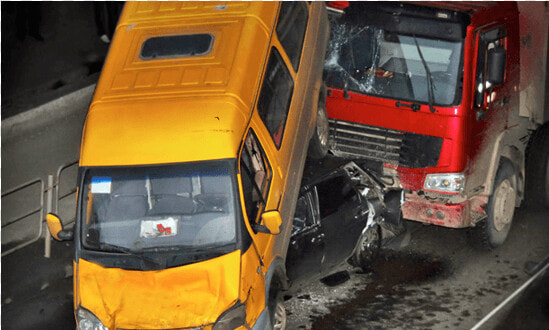 Truck Accident On The Road   Commercial Vehicle  HD Png DownloadTransparent PNG