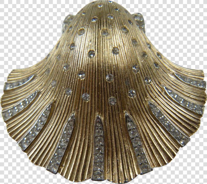 Exquisite Clam Shell Motif Features A Brushed Gold   Fresh Focus  HD Png DownloadTransparent PNG