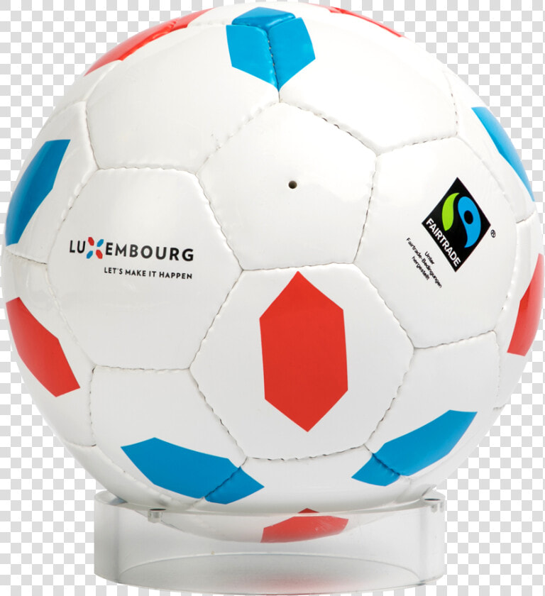 Soccer   Dribble A Soccer Ball  HD Png DownloadTransparent PNG