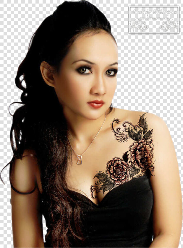 Transparent Tattoo Girl Png   Upper Chest Tattoos For Women  Png DownloadTransparent PNG