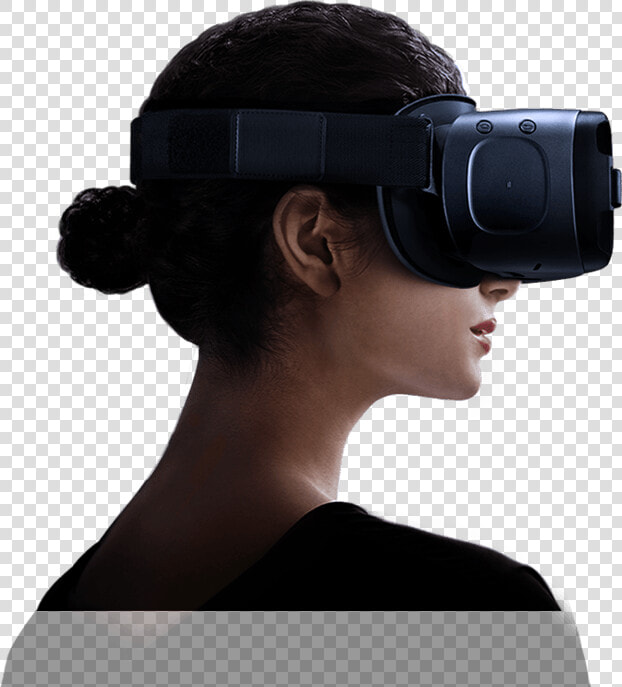 A Person Using The Gear Vr With Controller And The   Vr Person Png  Transparent PngTransparent PNG