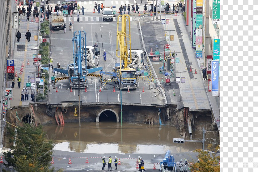 Transparent Sinkhole Png   Dziura Na Skrzyzowaniu W Japoni  Png DownloadTransparent PNG