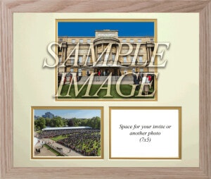 Sample Oak Garden Party Framed Photograph   Picture Frame  HD Png Download