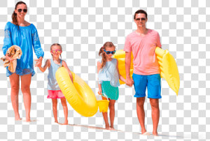 Familia Feliz En La Playa De Cancun Con Globos   Familia En La Playa Png  Transparent Png