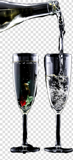  water  pouring  bottle Hwineglass  bubbles   Champagne Stemware  HD Png Download