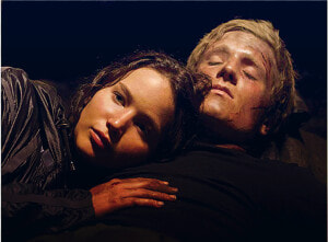 Katniss And Peeta  josh Hutcherson  In The Hunger Games   Hunger Games Peeta And Katniss In The Cave  HD Png Download