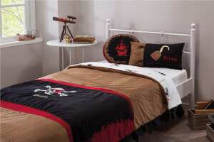 Pirate Hook Bed Cover   روتختی طرح دزدان دریایی  HD Png Download