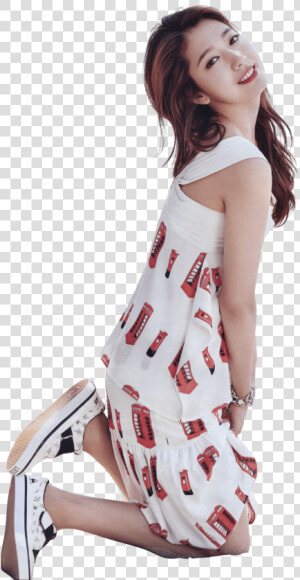 Park Shin Hye Kneeling   Png Park Shin Hye  Transparent Png