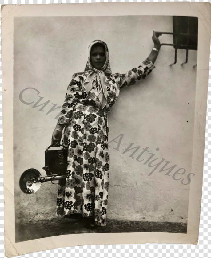 Vintage 1950s Arab Female Photographer Semi Nude Risque   Creative Arts  HD Png DownloadTransparent PNG