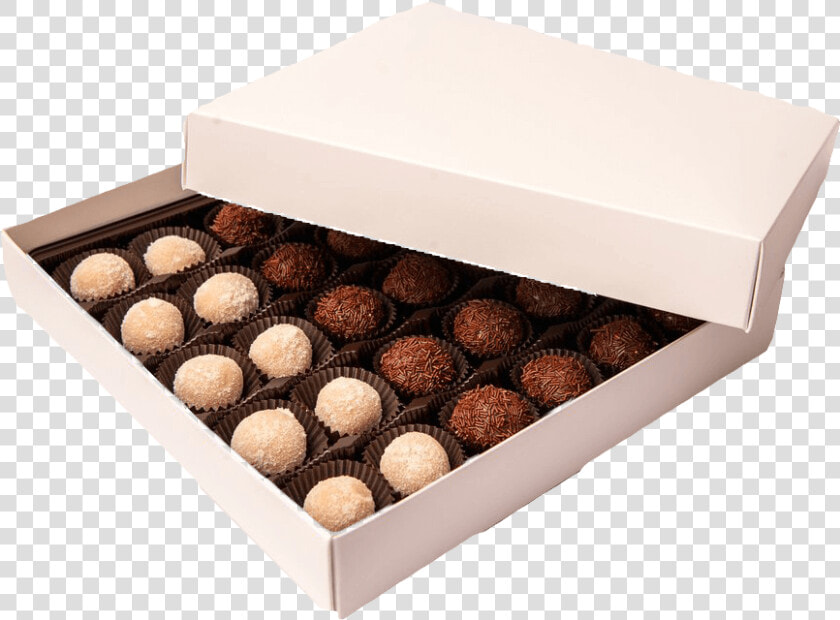 30 Bigadeiros Box   Macaroon  HD Png DownloadTransparent PNG